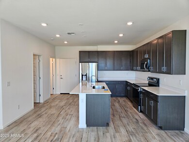 651 N Ironwood Dr unit 1, Apache Junction, AZ 85120 - photo 4