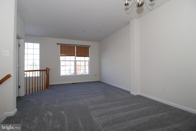 12916 Yellow Jacket Rd, Hagerstown, MD 21740 - photo 5