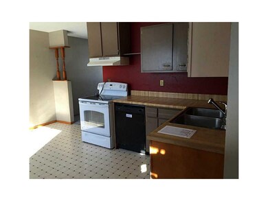 825 Valleyview Dr, Marion, IA 52302 - photo 6