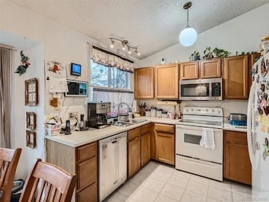 672 S Jasper St, Aurora, CO 80017 - photo 4