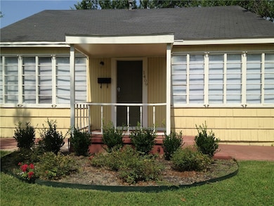 1409 S College Ave, Bryan, TX 77801 - photo 5