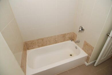 6318 N Mozart St unit 2F, Chicago, IL 60659 - photo 7