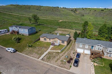 1222 Taylor St, Craig, CO 81625 - photo 2