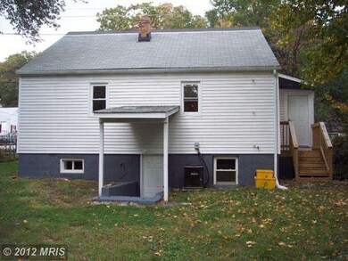 7721 Emerson Rd, Hyattsville, MD 20784 - photo 4