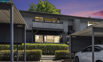 205 Masters Ct unit 3, Walnut Creek, CA 94598 - photo 2