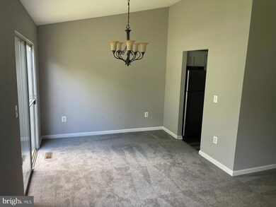 17405 Blossom View Dr, Olney, MD 20832 - photo 7