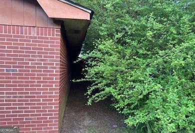 307 E Hobson St, Sylvester, GA 31791 - photo 3