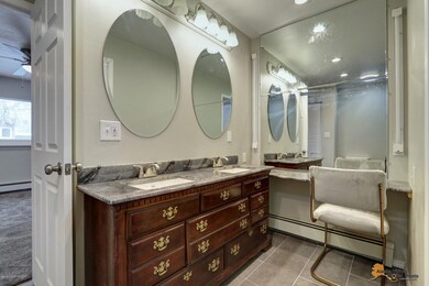 Master's Bathroom
