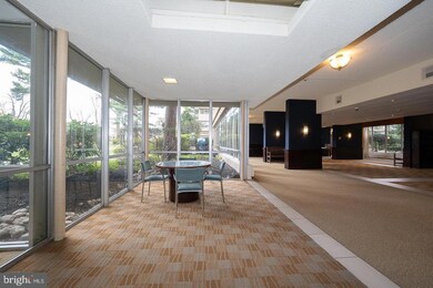 Radnor House unit 204, Bryn Mawr, PA 19010 - photo 5