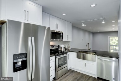 18878 Mcfarlin Dr, Germantown, MD 20874 - photo 6