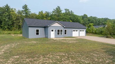 14 Cobbo Ln, West Gardiner, ME 04345 - photo 2