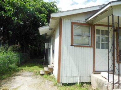 1010 E Evans Ave, Pharr, TX 78577 - photo 5