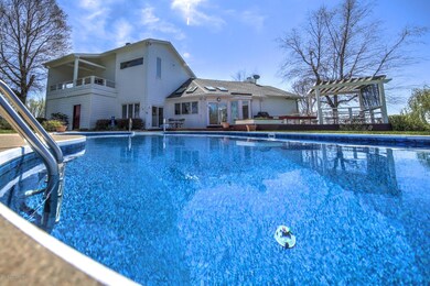 15201 Deer Run Rd 10