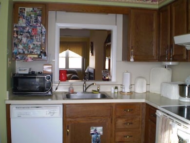 1133 W Washington St, Allentown, PA 18102 - photo 3