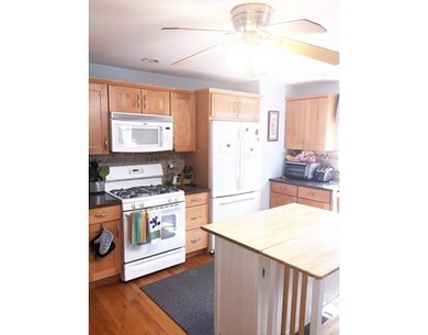 74 Lexington St, Lynn, MA 01902 - photo 4