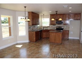 1101 Wren Cir, Copperas Cove, TX 76522 - photo 5