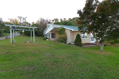 1010 Flymm Smith Rd, Waterloo, SC 29384 - photo 3