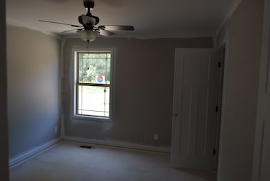 1518 S Spring St, Manchester, TN 37355 - photo 6