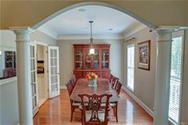 Bright and sunny Dining room that is perfect for e