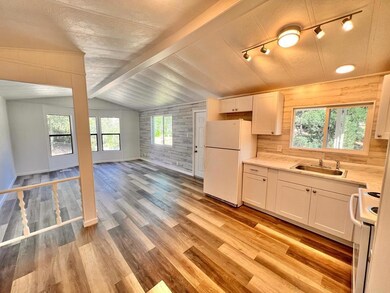 Danit Dollar Vista Real Estate