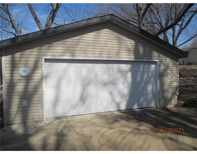 735 6th Ave, Coon Rapids, IA 50058 - photo 2