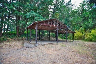112 Savage Creek Rd, Grants Pass, OR 97527 - photo 5