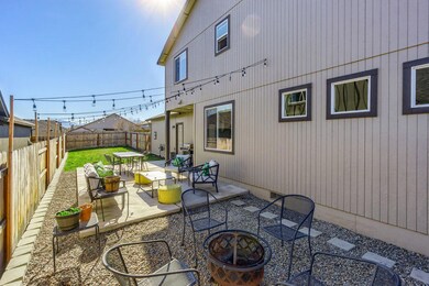 2290 College Way, Medford, OR 97504 - photo 3