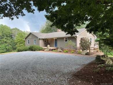 Front of home with plenty of room for parking equi