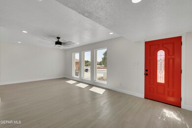 JessicaGarcia_3104_Vogue_082024 2-4