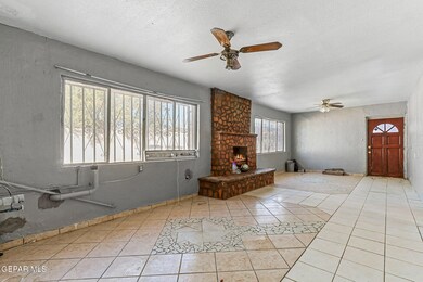 148 Champie Ln, El Paso, TX 79915 - photo 5