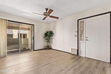 729 W Coolidge St unit 211, Phoenix, AZ 85013 - photo 4