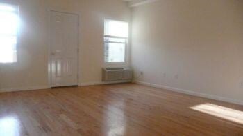 97 Magnolia Ave unit 2, Jersey City, NJ 07306 - photo 5