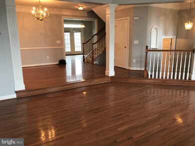 12453 Rose Path Cir, Fairfax, VA 22033 - photo 4