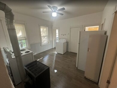 104 Rodney St unit 1, Worcester, MA 01605 - photo 3