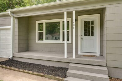 1406 E Locust St-3
