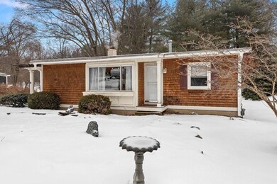 18 Linden Cir, Georgetown, MA 01833 - photo 2