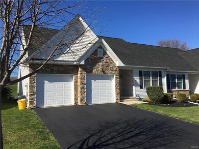 1224 Lindenwood Ln, Easton, PA 18040 - photo 3