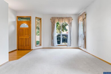 Light & Bright! Vinyl windows.