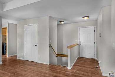 4325 SE Chisolm Rd, Topeka, KS 66609 - photo 2