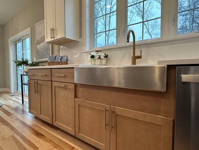 12 Clover Ln unit Lot 74, Londonderry, NH 03053 - photo 3