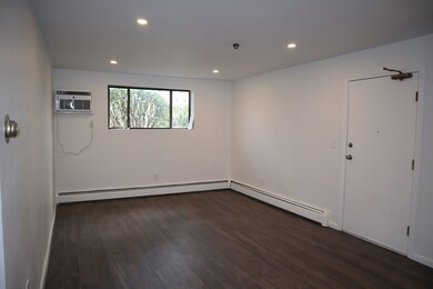 26 Chestnut St unit 5, Wakefield, MA 01880 - photo 2