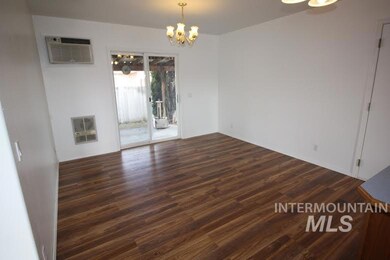 542 Robbins Ave, Twin Falls, ID 83301 - photo 3