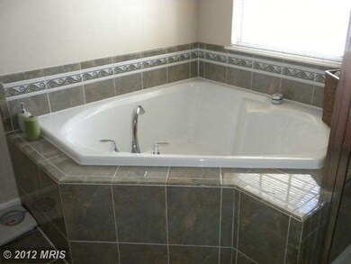 9746 Biggs Rd, Middle River, MD 21220 - photo 7