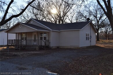 1002 S Fargo St, Muldrow, OK 74948 - photo 2