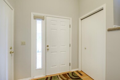 Spacious entryway