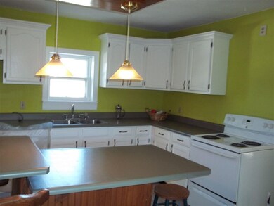 64 Plain St, Rutland, VT 05701 - photo 5