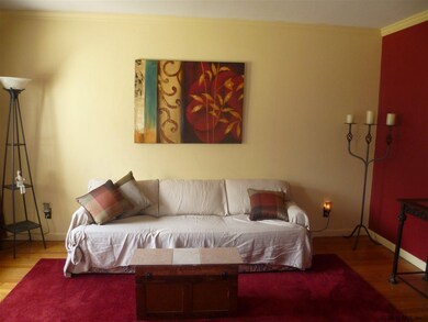 8 Fordham Ct, Albany, NY 12209 - photo 3