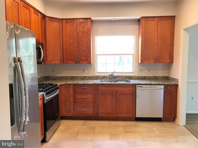 2038 Madrillon Springs Ct, Vienna, VA 22182 - photo 7