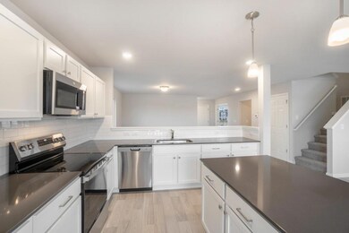 SVW056-i2280-Kitchen2