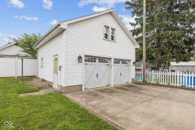 215 W Main St, Bloomfield, IN 47424 - photo 5